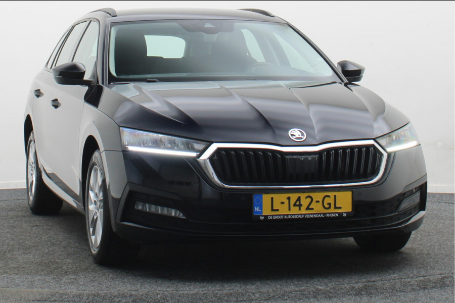 Škoda Octavia Combi 1.0 e-TSI DSG Business Edition Virtual Cockpit, Cruise, Apple Carplay, Rijstrooksensor, LED, DAB, PDC, 16''