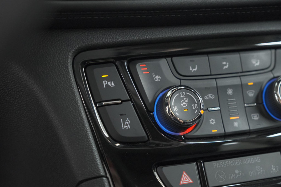 Opel Mokka X 1.4 Turbo Innovation | Elektrisch Schuif-/Kanteldak | Navigatie | Camera | Parkeersensoren