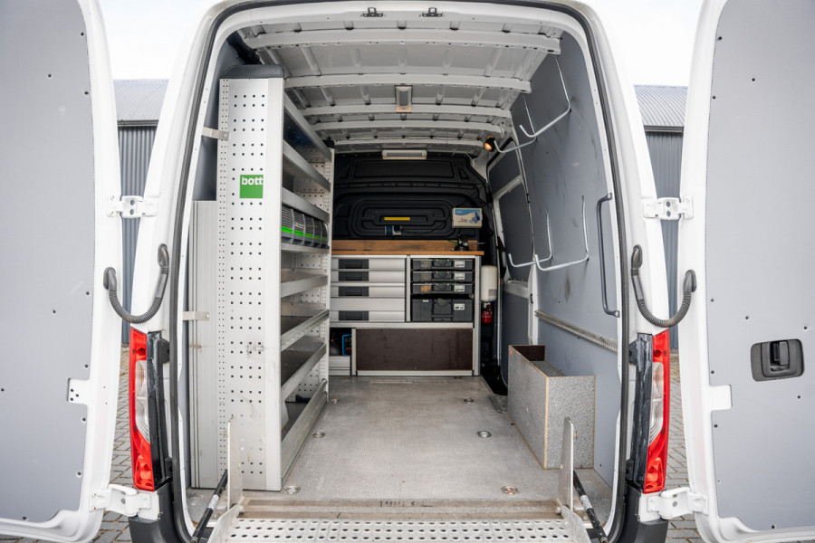 Mercedes-Benz Sprinter 311 CDI RWD L2H2 | Volledig Ingericht | Mbux | Camera | Navi | Climatronic