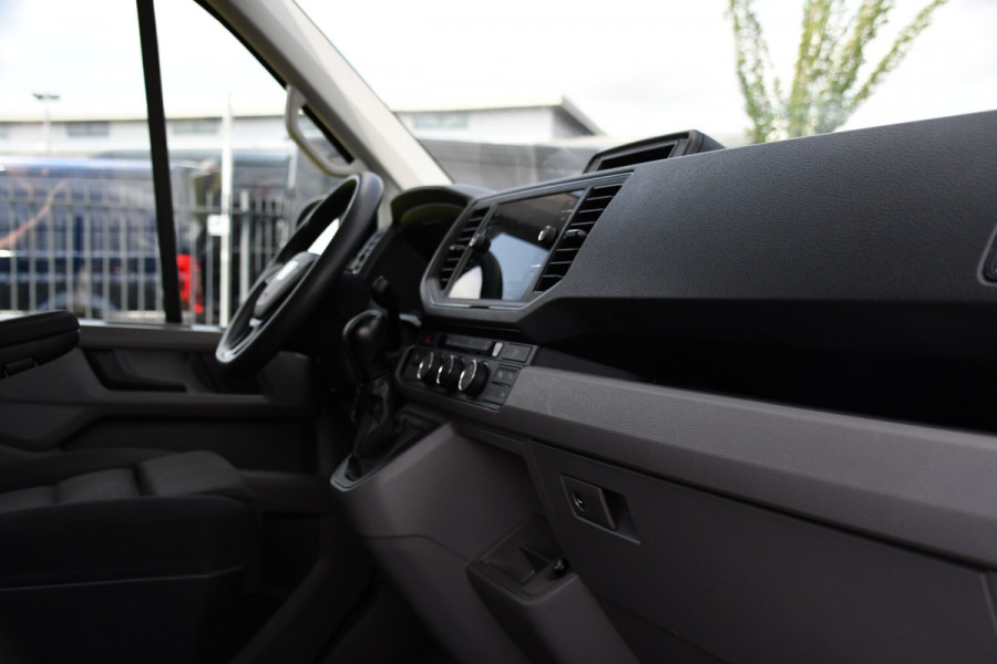 MAN TGE 3.180 35 2.0 L3H3 Black Edition Adaptieve Cruise, Camera, Carplay, LED, Stoelverwarming, Massage stoel, Trekhaak, 177pk, Automaat, Uniek!