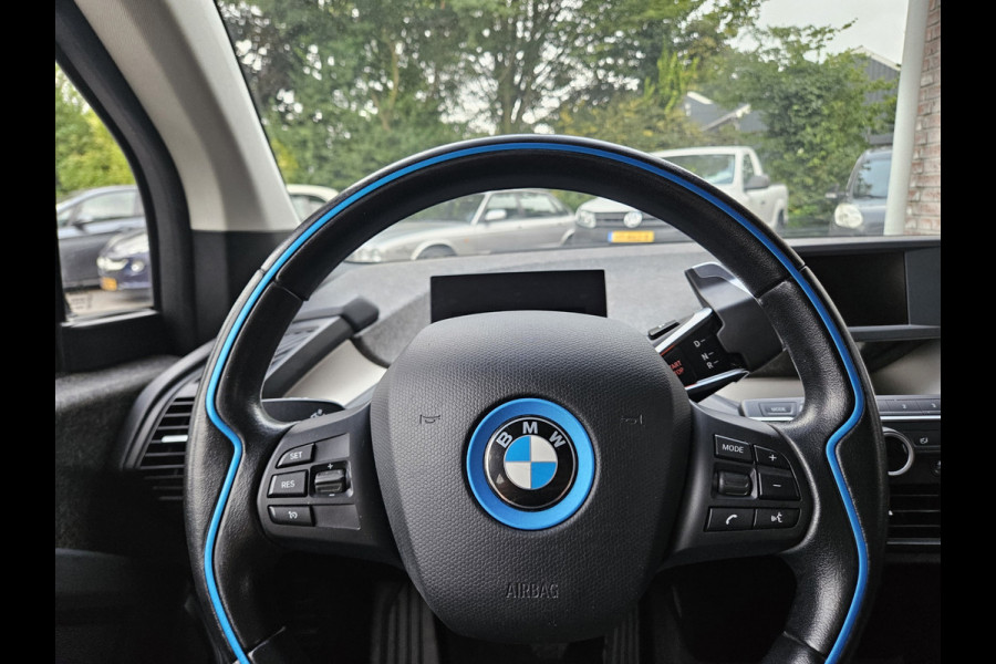 BMW i3 Basis iPerformance 94Ah 33 kWh LED! Camera! Nette Auto! NAP! Navigatie!!
