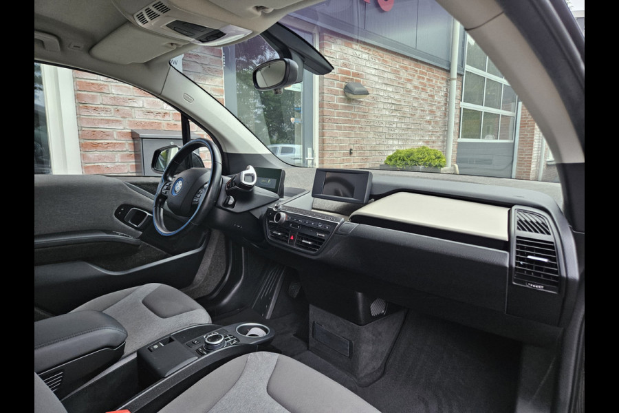 BMW i3 Basis iPerformance 94Ah 33 kWh LED! Camera! Nette Auto! NAP! Navigatie!!