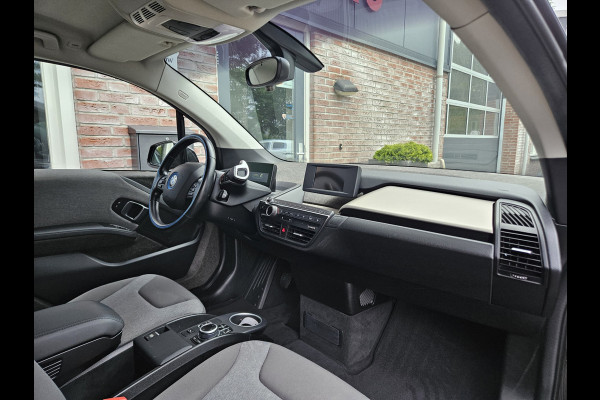 BMW i3 Basis iPerformance 94Ah 33 kWh LED! Camera! Nette Auto! NAP! Navigatie!!
