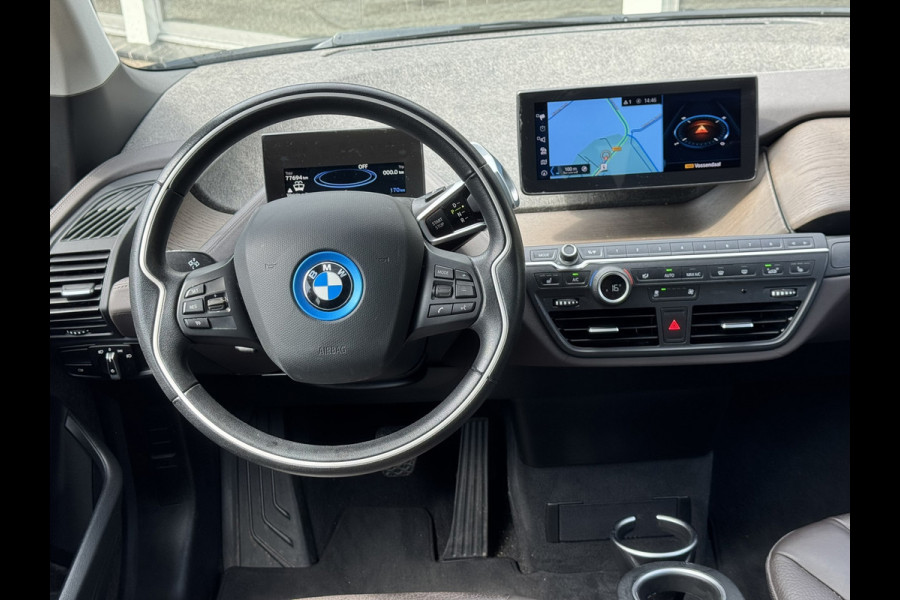 BMW i3 S 120Ah 42 kWh RoadStyle Edition | Pano, Leder, Navi, Camera, Stoelverw., Cruise | NAP | Dealeronderhouden |
