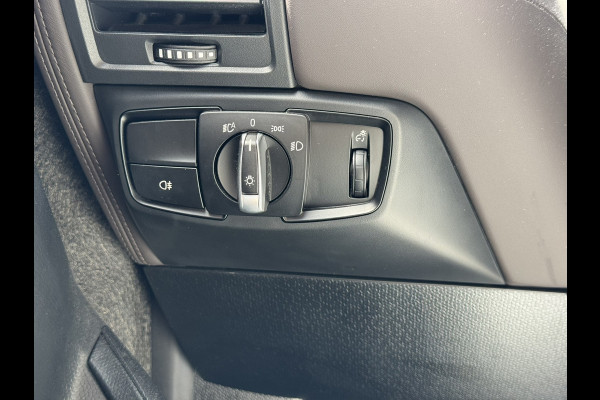 BMW i3 S 120Ah 42 kWh RoadStyle Edition | Pano, Leder, Navi, Camera, Stoelverw., Cruise | NAP | Dealeronderhouden |