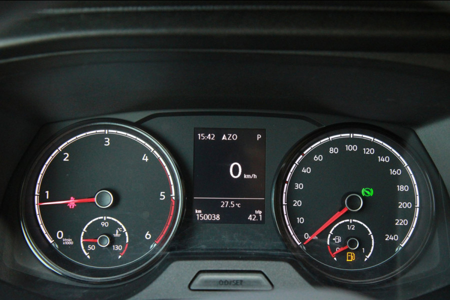 Volkswagen Transporter 2.0 TDI L2H1 Automaat 150PK / Camera / App connect / Navi