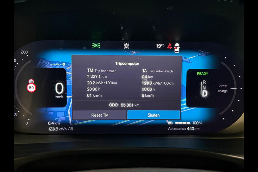 Volvo XC40 Recharge Extened Range 82 kWh Parkeercamera Google 252pk