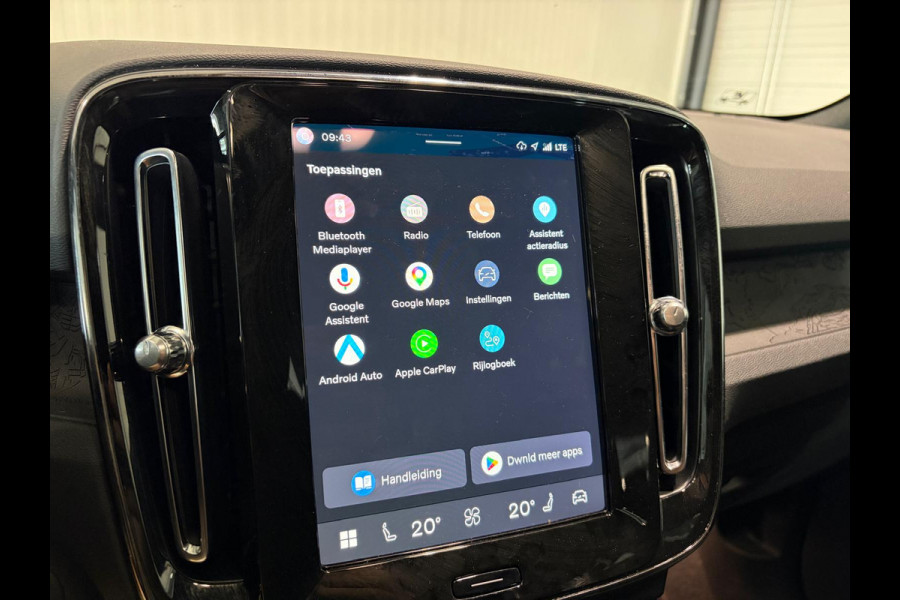 Volvo XC40 Recharge Extened Range 82 kWh Parkeercamera Google 252pk
