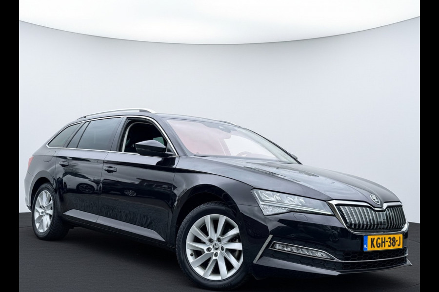 Škoda Superb Combi iV 218PK DSG HYBRID BUSINESS CAMERA/NAVI/VIRTUAL/STUURVERW.