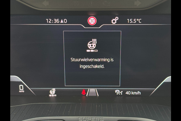 Škoda Superb Combi iV 218PK DSG HYBRID BUSINESS CAMERA/NAVI/VIRTUAL/STUURVERW.