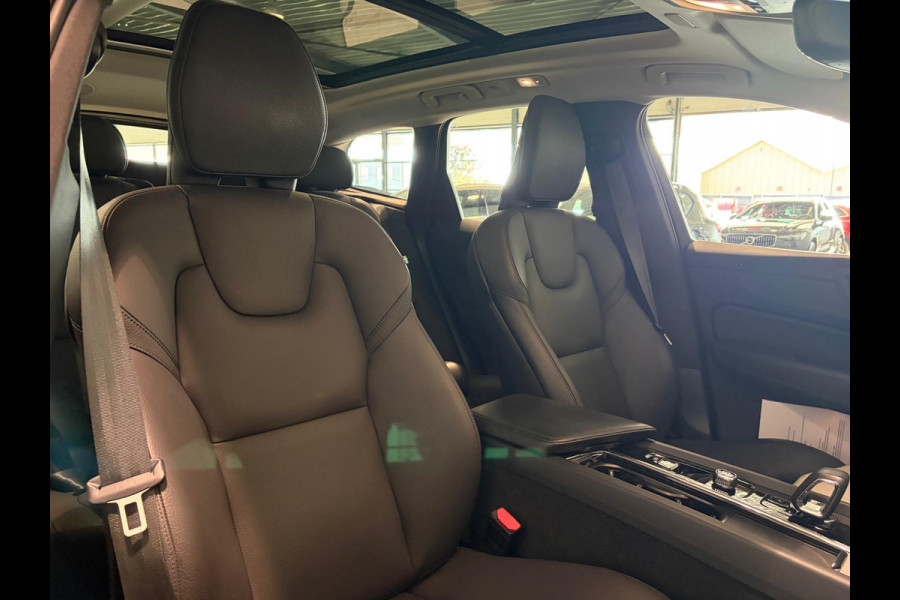 Volvo XC60 T6 Aut. Long Range Ultimate Dark ACC 360camera Leder 350pk
