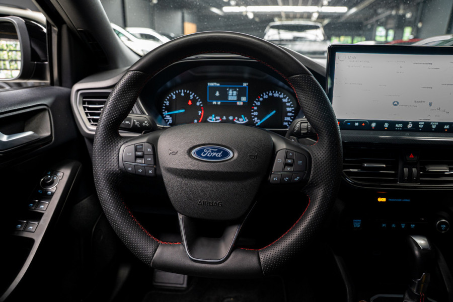 Ford FOCUS Wagon 1.0 EcoB. Hybrid ST Line Navi Camera Climate PDC LED Zwarte hemelbekleding LM velgen