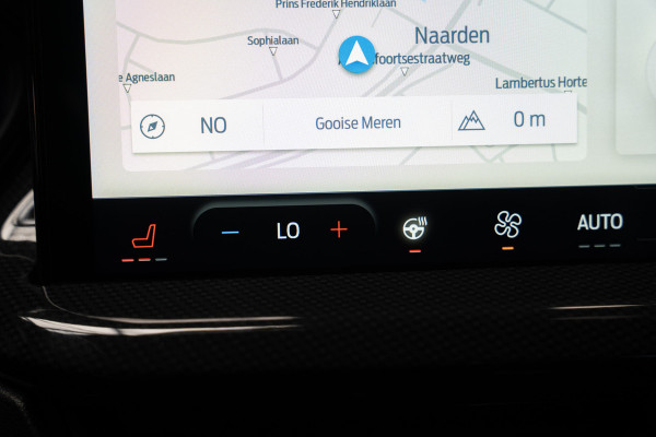 Ford FOCUS Wagon 1.0 EcoB. Hybrid ST Line Navi Camera Climate PDC LED Zwarte hemelbekleding LM velgen