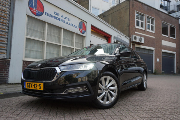 Škoda Octavia Combi 1.0 e-TSI Sport Business | Sfeerverlichting | Virtual cockpit | Cruise + Lane | Apple/ Android | BTW