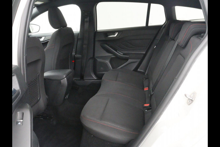 Ford FOCUS Wagon 1.5 EcoBoost ST Line X Business | Virtual | Cruise control | Lane assist | Camera | DAB | Climate control | Elektrische kofferklep | Navigatie | Bluetooth | Carplay