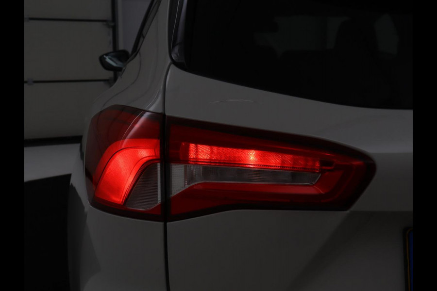 Ford FOCUS Wagon 1.5 EcoBoost ST Line X Business | Virtual | Cruise control | Lane assist | Camera | DAB | Climate control | Elektrische kofferklep | Navigatie | Bluetooth | Carplay