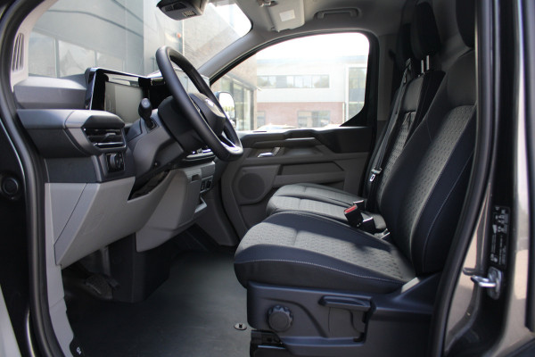 Ford Transit Custom 320 2.0 TDCI L2H1 Limited 170pk - Adaptive Cruise - Stuurwiel verwarmd - Draadloos laden - Blind spot - Navigatie - Camera - Rij