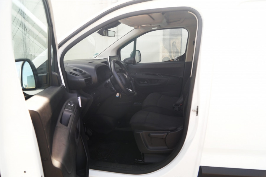 Toyota PROACE CITY 1.5 D-4D Professional -NAVI-3persoons-TREKHAAK-PDC-