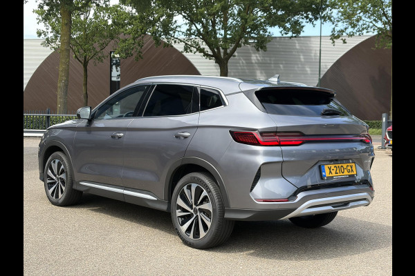 BYD SEAL U Design 87 kWh VAN €39.900,- NU VOOR SLECHTS €35.877,- Uw LENTEVOORDEEL €4.023,- | FULL OPTION| BYD GARANTIE T/M 2029| RECENT ONDERHOUD GEHAD| RIJKLAAR!| 7.000KM!|