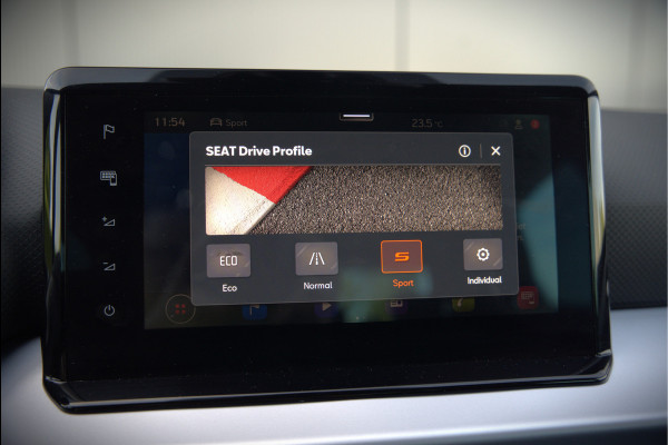 Seat Ibiza 1.5 TSI FR Business Intense Plus | Panoramadak | Stoelverwarming | Apple Carplay | Adaptive Cruise Control | Camera | Navigatie | Ambiance Verlichting | Parkeersensoren | DAB | Digitale Tellers | Dealer Onderhouden