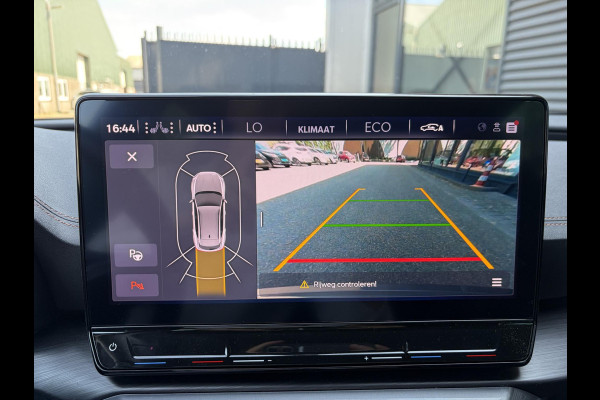 CUPRA Formentor 1.4 e-Hybrid VZ Copper Edition VAN €29.900,- NU VOOR SLECHTS €28.440,- Uw LENTEVOORDEEL €1.460,-| CUPRA KNOPPEN| ELEK. ACHTERKLEP | MEMORY STOEL|  ACHTERUITRIJCAMERA | ADAPT. CRUISE CONTROL | STOEL + STUURVERWARMING| RIJKLAARPRIJS INCL. 12 MND BOVAG GARANTIE