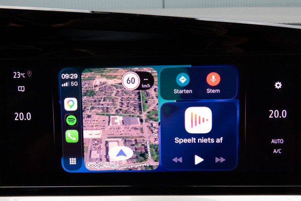 Opel Mokka Electric Ultimate 50-kWh | ACC | LEDEREN BEKLEDING | STOELVERWARMING | APPLE CARPLAY / ANDROID AUTO