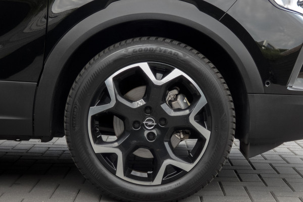 Opel Mokka Electric Ultimate 50-kWh | ACC | LEDEREN BEKLEDING | STOELVERWARMING | APPLE CARPLAY / ANDROID AUTO