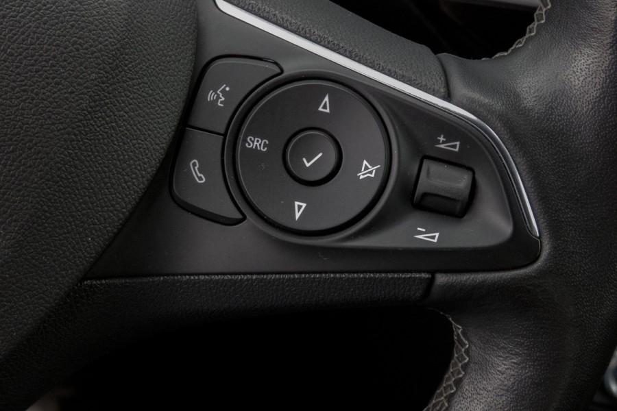 Opel Mokka Electric Ultimate 50-kWh | ACC | LEDEREN BEKLEDING | STOELVERWARMING | APPLE CARPLAY / ANDROID AUTO