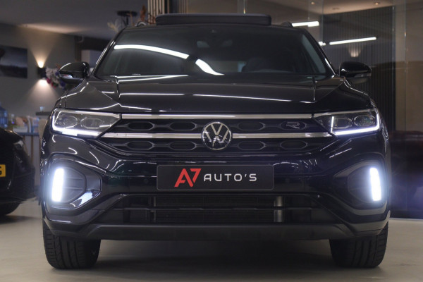 Volkswagen T-Roc 1.5 TSI R-Line 3X R-LINE/PANO/IQ/CARPLAY/CAM/KEYLES/VOL