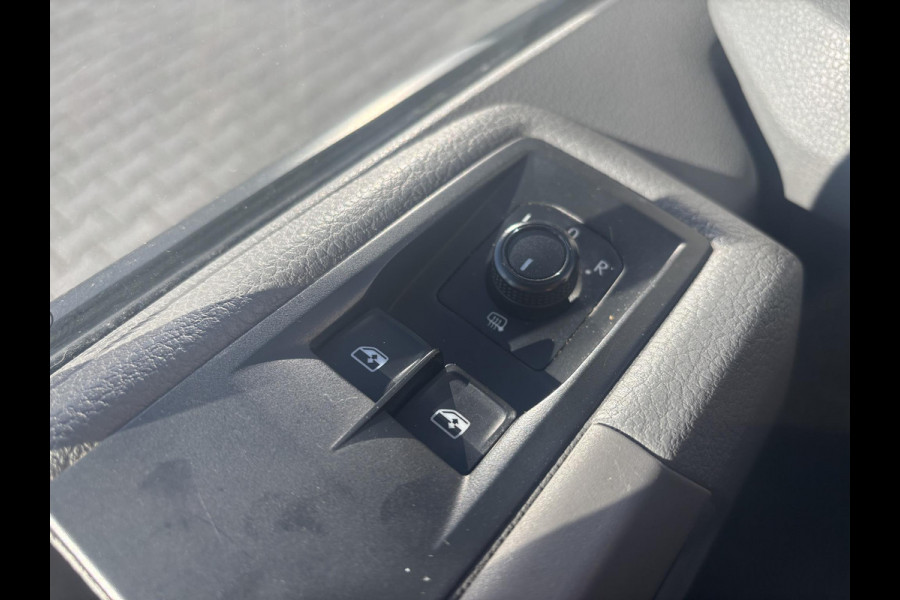 Volkswagen Crafter 2.0 TDI L3H3*3-PERS*CRUISE*A/C*NAVI*