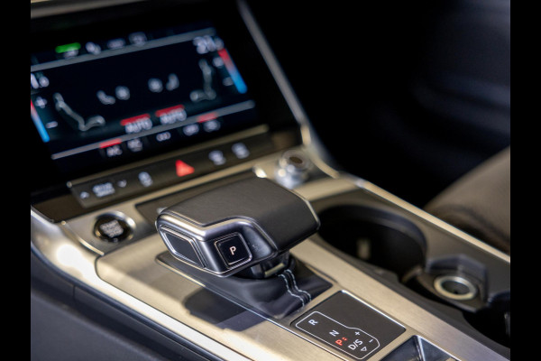 Audi A6 Avant 55 TFSI e quattro 3x S-Line Competition / 367pk / Trekhaak / B&O / Dodehoek herkenning / Adaptieve cruise control /