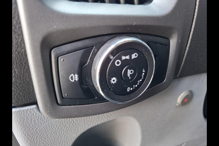 Ford Transit Custom 270 2.0 TDCI L1H1 Economy Edition AIRCO / CRUISE CONTROLE / TREKHAAK / EURO 6