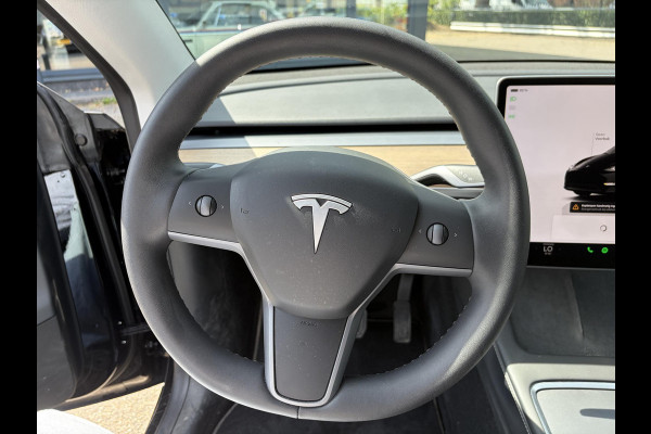 Tesla Model Y Long Range AWD 75 kWh SOH 95% | TESLA FABRIEKSGARANTIE TOT 2028/ 80.000KM! | FABRIEKSGARANTIE OP ACCU & AANDRIJFLIJN TOT 2032 OF 192.000 KM | BTW VERREKENBAAR