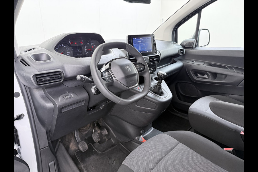 Peugeot Partner 1.2 PureTech BENZINE, EX LEASE AIRCO, Navigatie, CRUISE CONTROL