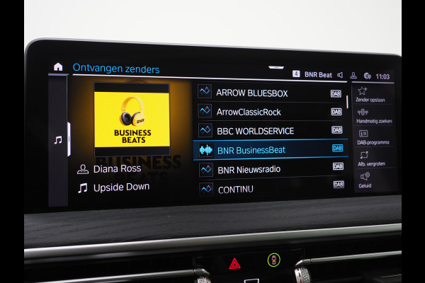 BMW X3 xDrive30e Facelift | Panoramadak | M Stuur | Leder | Trekhaak | Camera | Dodehoek | Carplay