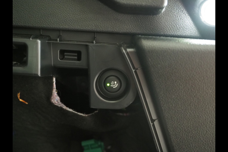 BMW X3 xDrive30e Facelift | Panoramadak | M Stuur | Leder | Trekhaak | Camera | Dodehoek | Carplay
