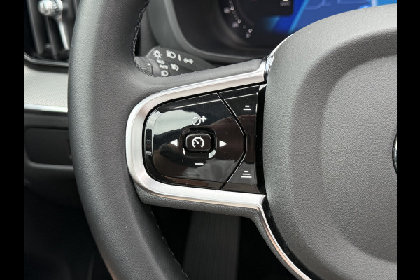 Volvo XC60 2.0 T6 Plug-in hybrid AWD Plus Dark | Trekhaak | Pano | Memory | H/K Audio | 360* Camera