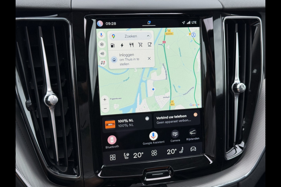 Volvo XC60 2.0 T6 Plug-in hybrid AWD Plus Dark | Trekhaak | Pano | Memory | H/K Audio | 360* Camera