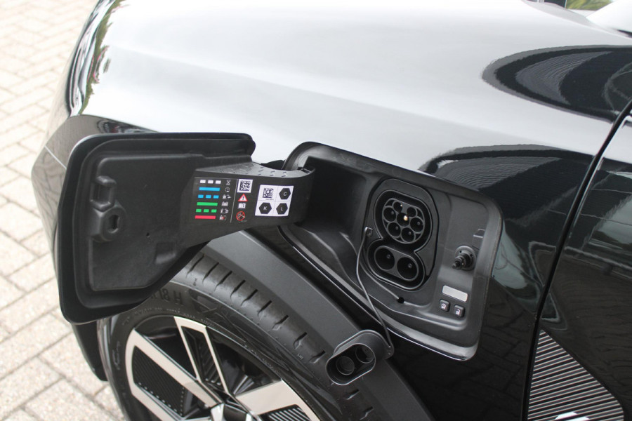 Renault 5 COMFORT RANGE TECHNO 150PK 52 kWh | PACK WINTER TECHNO: ELEKTRISCH VERWARMBARE VOORSTOELEN/ELEKTRISCH VERWARMBAAR STUURWIEL/BESTUUDERSSTOEL MET ELEKTRSCH VERSTELBARE LENDESTEUN/IN HOOGTE VERSTELBARE PASSAGIERSSTOEL | LICHTMETALEN VELGEN 18" | ADAPTIVE CRUISE CONTROL | FULL LED KOPLAMPEN MET FRANSE VLAG | ELEKTRTISCH INKLABARE EN VERWARMBARE BUITENSPIEGELS | ACHTERUITRIJ CAMERA | SFEER VERLICHTING | GOOGLE MAPS NAVIGATIE | DRAADLOZE TELEFOONLADER | PRIVACY GLASS | 100KW SNELLAAD FUNCTIE | DRAADLOZE APPLE CARPLAY/ANDROID AUTO | DAB+ RADIO |