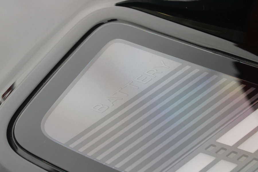 Renault 5 COMFORT RANGE TECHNO 150PK 52 kWh | PACK WINTER TECHNO: ELEKTRISCH VERWARMBARE VOORSTOELEN/ELEKTRISCH VERWARMBAAR STUURWIEL/BESTUUDERSSTOEL MET ELEKTRSCH VERSTELBARE LENDESTEUN/IN HOOGTE VERSTELBARE PASSAGIERSSTOEL | LICHTMETALEN VELGEN 18" | ADAPTIVE CRUISE CONTROL | FULL LED KOPLAMPEN MET FRANSE VLAG | ELEKTRTISCH INKLABARE EN VERWARMBARE BUITENSPIEGELS | ACHTERUITRIJ CAMERA | SFEER VERLICHTING | GOOGLE MAPS NAVIGATIE | DRAADLOZE TELEFOONLADER | PRIVACY GLASS | 100KW SNELLAAD FUNCTIE | DRAADLOZE APPLE CARPLAY/ANDROID AUTO | DAB+ RADIO |