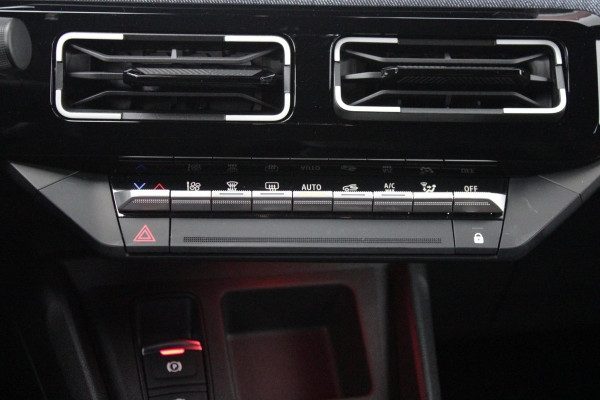 Renault 5 COMFORT RANGE TECHNO 150PK 52 kWh | PACK WINTER TECHNO: ELEKTRISCH VERWARMBARE VOORSTOELEN/ELEKTRISCH VERWARMBAAR STUURWIEL/BESTUUDERSSTOEL MET ELEKTRSCH VERSTELBARE LENDESTEUN/IN HOOGTE VERSTELBARE PASSAGIERSSTOEL | LICHTMETALEN VELGEN 18" | ADAPTIVE CRUISE CONTROL | FULL LED KOPLAMPEN MET FRANSE VLAG | ELEKTRTISCH INKLABARE EN VERWARMBARE BUITENSPIEGELS | ACHTERUITRIJ CAMERA | SFEER VERLICHTING | GOOGLE MAPS NAVIGATIE | DRAADLOZE TELEFOONLADER | PRIVACY GLASS | 100KW SNELLAAD FUNCTIE | DRAADLOZE APPLE CARPLAY/ANDROID AUTO | DAB+ RADIO |