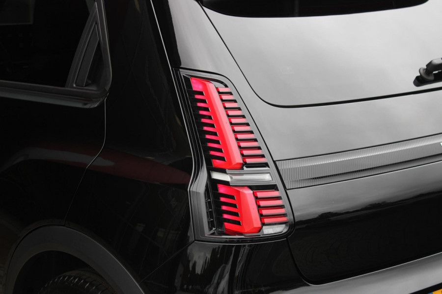 Renault 5 COMFORT RANGE TECHNO 150PK 52 kWh | PACK WINTER TECHNO: ELEKTRISCH VERWARMBARE VOORSTOELEN/ELEKTRISCH VERWARMBAAR STUURWIEL/BESTUUDERSSTOEL MET ELEKTRSCH VERSTELBARE LENDESTEUN/IN HOOGTE VERSTELBARE PASSAGIERSSTOEL | LICHTMETALEN VELGEN 18" | ADAPTIVE CRUISE CONTROL | FULL LED KOPLAMPEN MET FRANSE VLAG | ELEKTRTISCH INKLABARE EN VERWARMBARE BUITENSPIEGELS | ACHTERUITRIJ CAMERA | SFEER VERLICHTING | GOOGLE MAPS NAVIGATIE | DRAADLOZE TELEFOONLADER | PRIVACY GLASS | 100KW SNELLAAD FUNCTIE | DRAADLOZE APPLE CARPLAY/ANDROID AUTO | DAB+ RADIO |