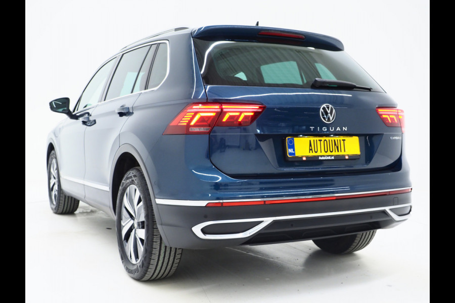 Volkswagen Tiguan 1.4 TSI eHybrid Elegance | Panoramadak | Trekhaak | Dodehoek | Adaptive Cruise | Virtual | Matrix | Carplay