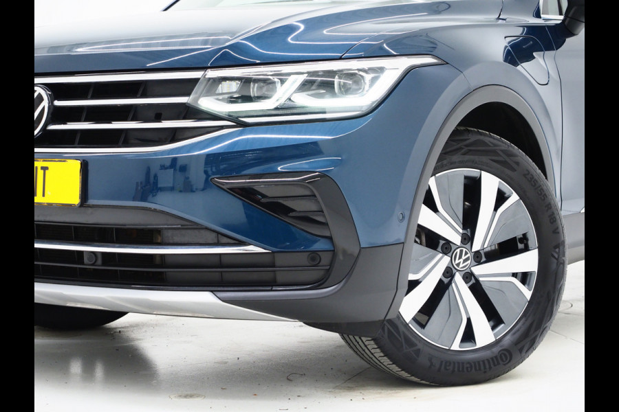 Volkswagen Tiguan 1.4 TSI eHybrid Elegance | Panoramadak | Trekhaak | Dodehoek | Adaptive Cruise | Virtual | Matrix | Carplay