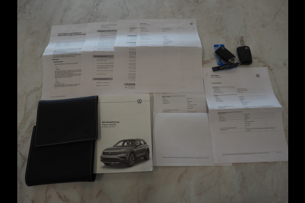 Volkswagen Tiguan 1.4 TSI eHybrid Elegance | Panoramadak | Trekhaak | Dodehoek | Adaptive Cruise | Virtual | Matrix | Carplay