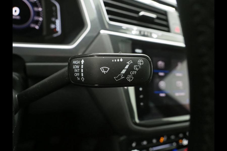 Volkswagen Tiguan 1.4 TSI eHybrid Elegance Exclusive | Panoramadak | Leder | Trekhaak | 360 | Memory | Virtual | Keyless | Adaptive Cruise