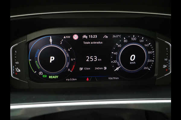Volkswagen Tiguan 1.4 TSI eHybrid Elegance Exclusive | Panoramadak | Leder | Trekhaak | 360 | Memory | Virtual | Keyless | Adaptive Cruise