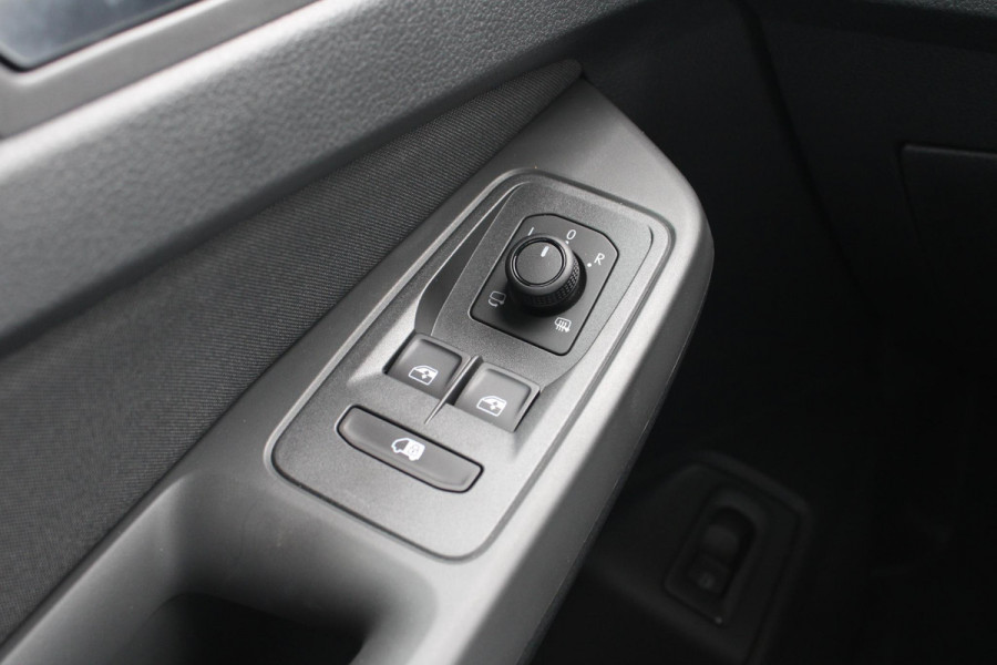 Ford Transit Connect 1.5 EcoBoost PHEV L2 Limited Voorraad! | Stoel + Stuurverwarming | Adaptieve Cruise Control | Led koplampen | Led achterlichten