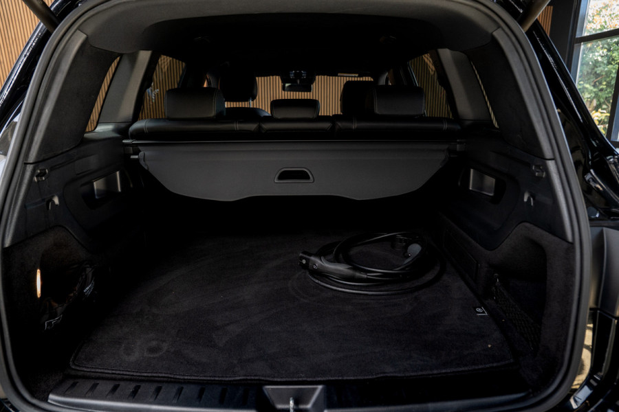 Mercedes-Benz EQB 250 Navi Leer 360° Camera Stoelverwarming PTS LM velgen Zwarte binnenhemel Elektr. bedienbare achterklep BTW auto!  SOH: 96,4%