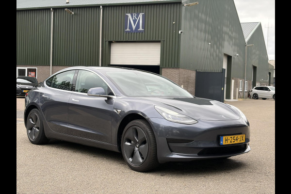 Tesla Model 3 Standard RWD Plus 60 kWh SOH 90%| VAN: 23.900,- VOOR: 22.330,- UW WKVOORDEEL: 1.570,- | FABRIEKSGARANTIE OP ACCU & AANDRIJFLIJN TOT 2028 OF 160.000 KM